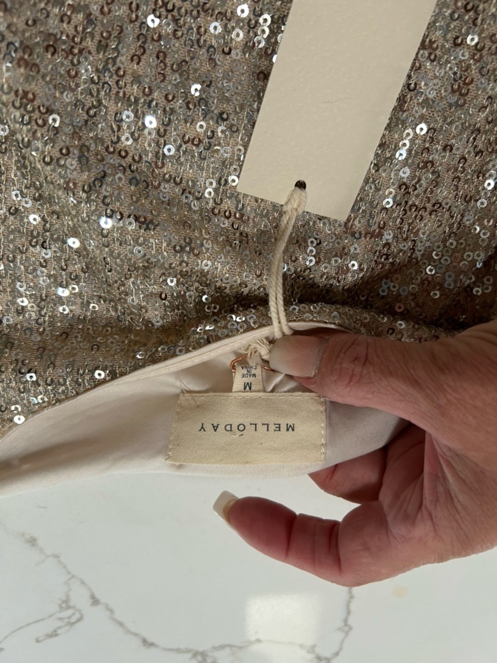 MELLODAY Gold Sequined Shirt Sleeve Lined Top - Picture 4 of 8